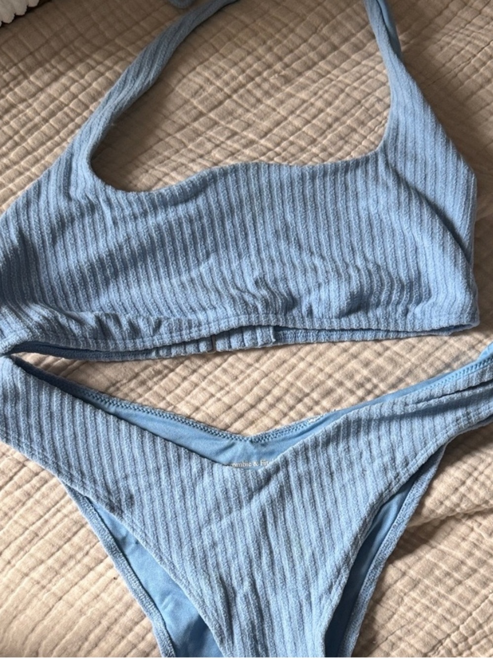 Abercrombie & Fitch Light Blue Ribbed swim set M